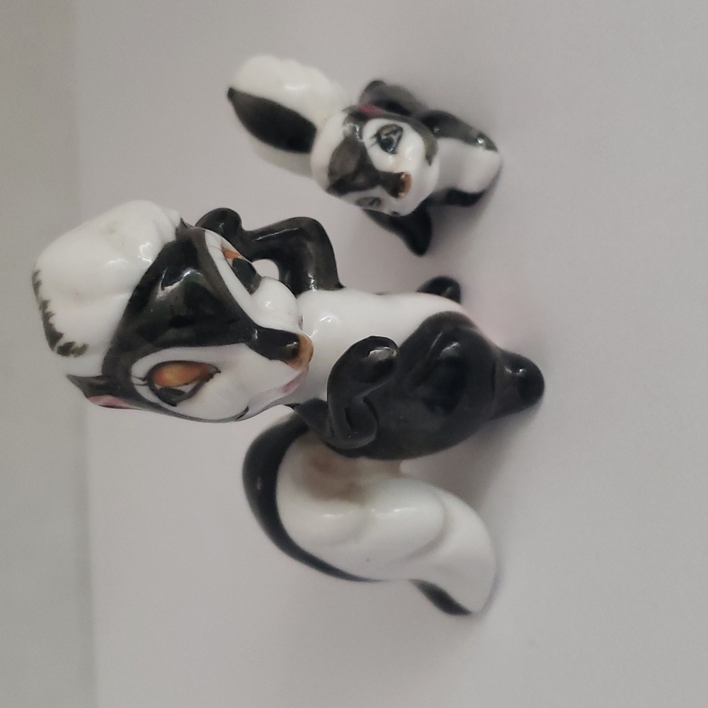 VTG Mother & Daughter Figurines